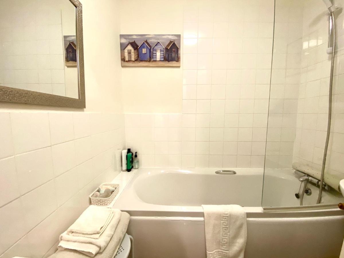Grosvenor Apartments In Bath - Great For Families, Groups, Couples, 80 Sq M, Parking Екстер'єр фото