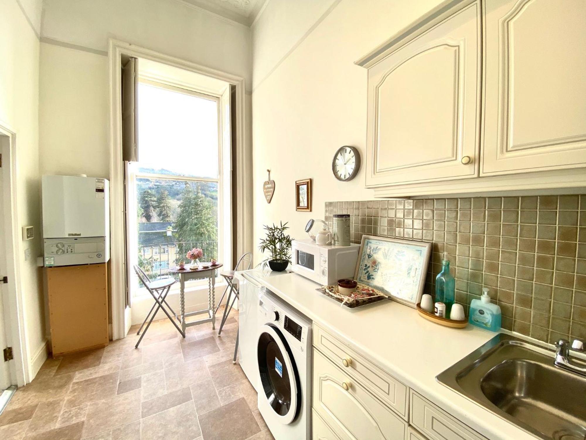 Grosvenor Apartments In Bath - Great For Families, Groups, Couples, 80 Sq M, Parking Екстер'єр фото