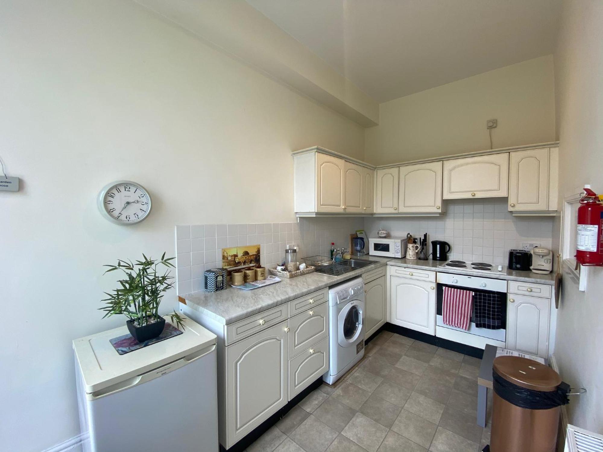 Grosvenor Apartments In Bath - Great For Families, Groups, Couples, 80 Sq M, Parking Екстер'єр фото